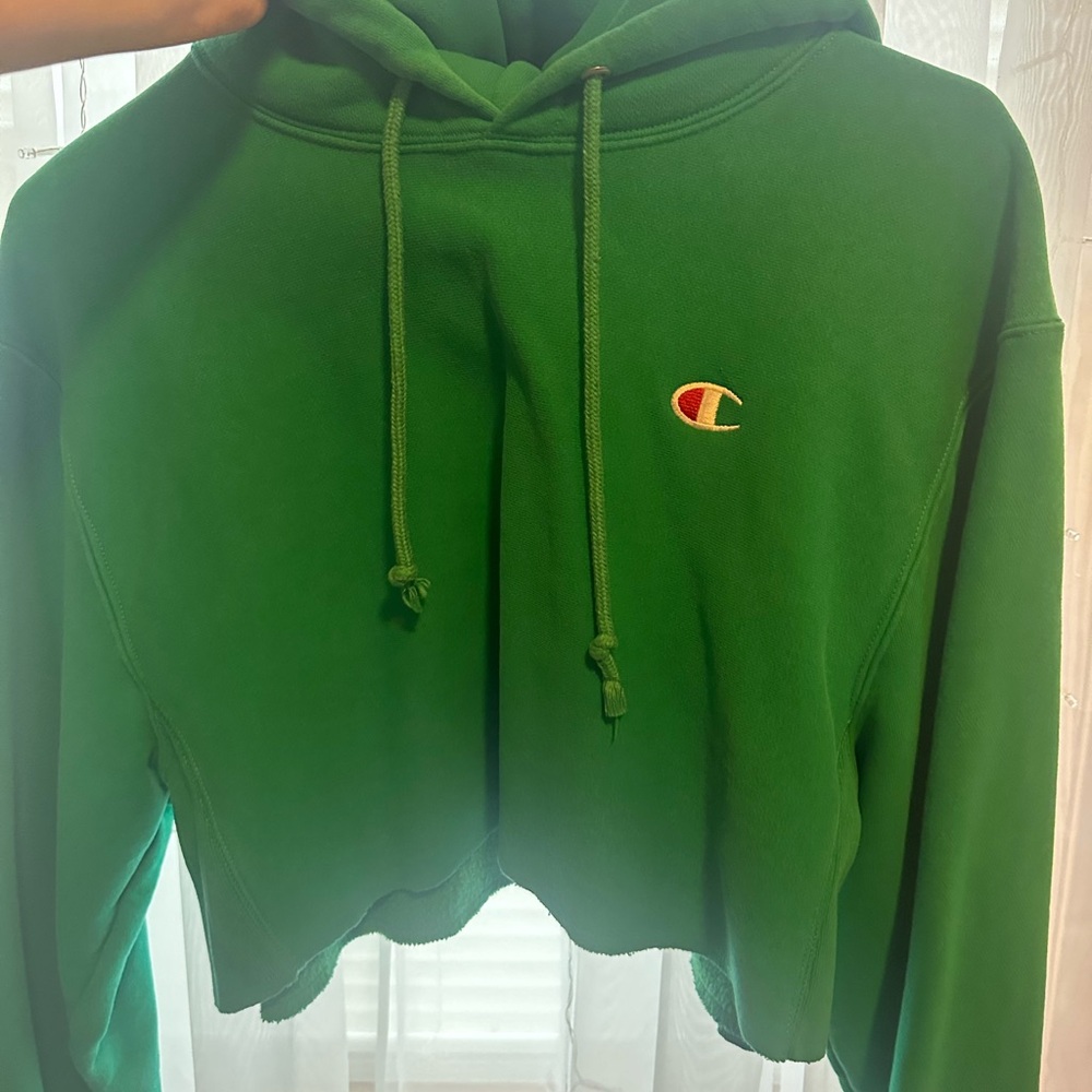 Green crop top columbia
